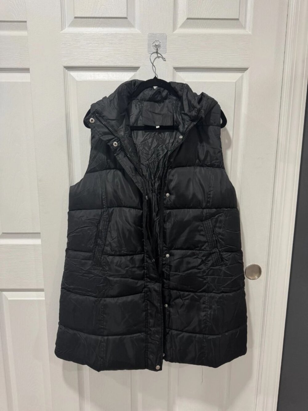 Fashion Fit Long Black Vest New without Tags